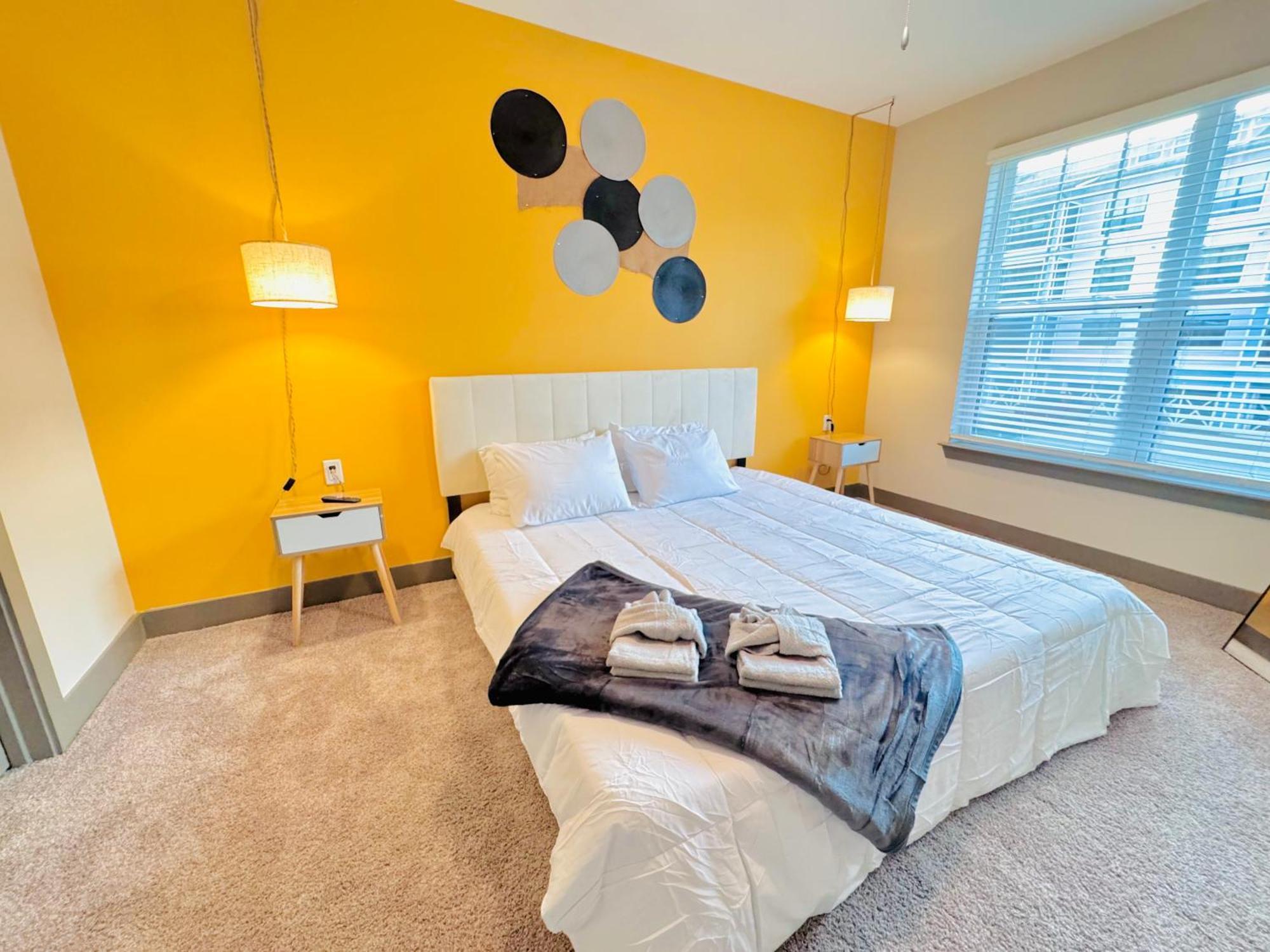 Apartment Full With King Bed, Pet-friendly & 15 Min To Parks And Lots Of Amenities Orlando